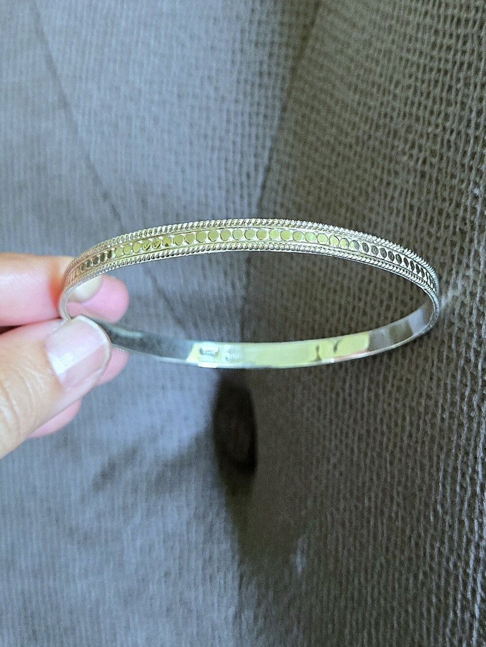 Anna Beck Thin Bangle Bracelet - Silver🤍 With Gold💛 Dots•••